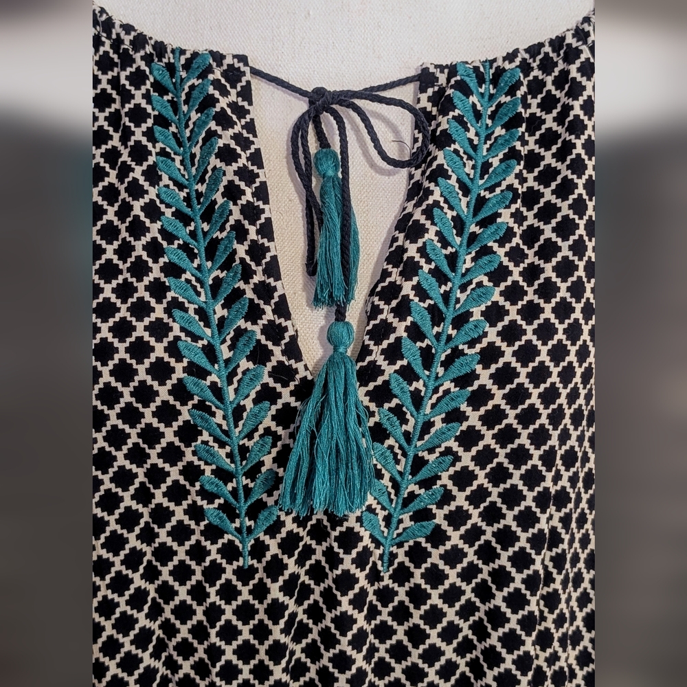 THML Geometric Dress Small - Picture 3 of 5